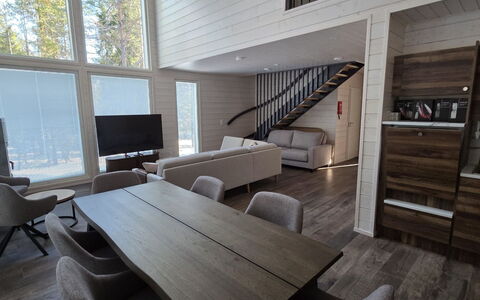 Villa Lumo: Apartment, Balcony, Condominium, Hotel, Shade
