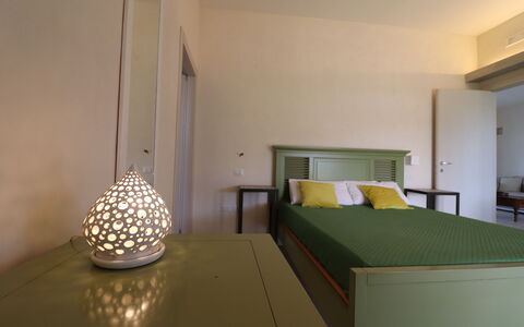 Elegante Villa Casale 50: Furniture, Interior Design, Bed, Floor, Flooring, Bedroom, Wall, Wood, Ceiling, Room