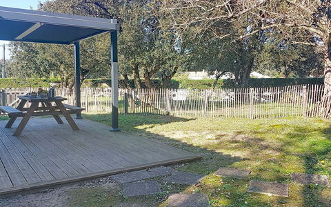 Les Cariatides 7: Shade, Outdoor Structure, Garden, Backyard, Lawn, Yard, Gazebo, Pavilion, Park, Landscaping
