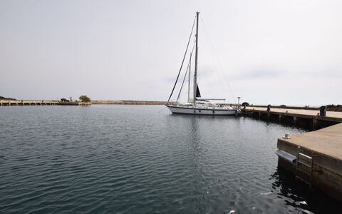 Appartamento Agrustos, Wifi, Ac: Water Resources, Water, Boat, Body Of Water, Watercraft, Waterway, Mast, Lake