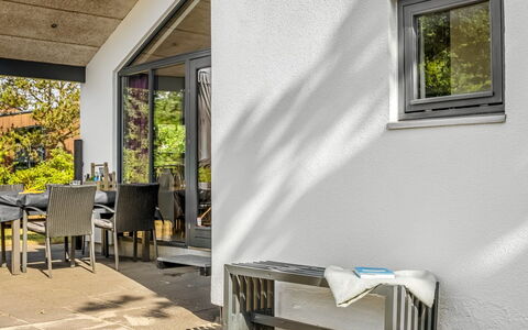 Anttoni - 350M from the Sea: Furniture, Interior Design, Flooring, Wood, Floor, Ceiling, Wood Flooring, Chair, Table, Lighting