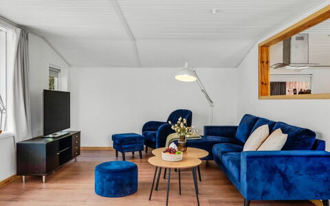Stefana - from the Sea: Furniture, Wall, Couch, Interior Design, Wood, Flooring, Floor, Living Room, Home, Room