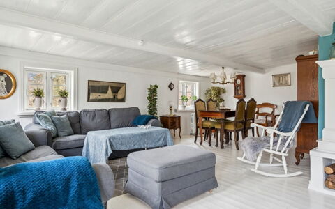Jule - 1.5Km from the Sea: Furniture, Couch, Wood, Interior Design, Ceiling, Living Room, Home, Flooring, Floor, Room