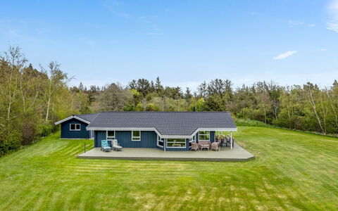 Aswaldi - 1.5Km from the Sea: Grass, Home, Roof, House, Land Lot, Cottage, Plain, Estate, Farmhouse, Lawn