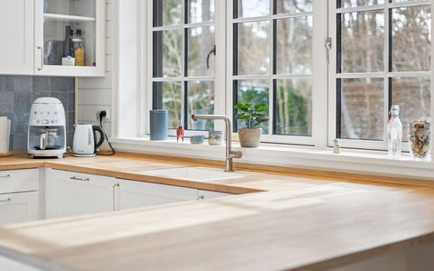 Hoat - 250M from the Sea: Flooring, Interior Design, Countertop, Wood, Kitchen, Furniture, Floor, Plumbing Fixture, Tap, Cabinetry