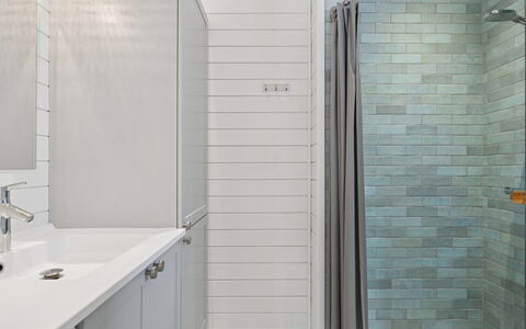 Hoat - 250M from the Sea: Flooring, Wall, Interior Design, Floor, Bathroom, Plumbing Fixture, Tile, Ceiling, Bathroom Cabinet, Plumbing