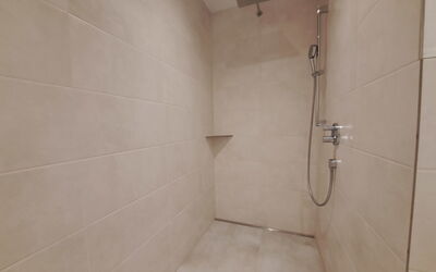 Accommodation:&nbsp;Berger 605.3