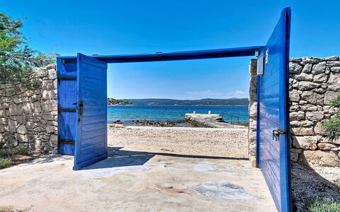 Blue: Blue, Coastal And Oceanic Landforms, Coast, Sea, Ocean, Shore, Beach, Shade, Tropics, Bay