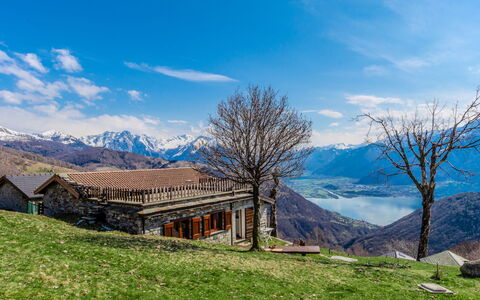Baita Santina: Apartment, Condominium, Winter, Mountain Village, Snow