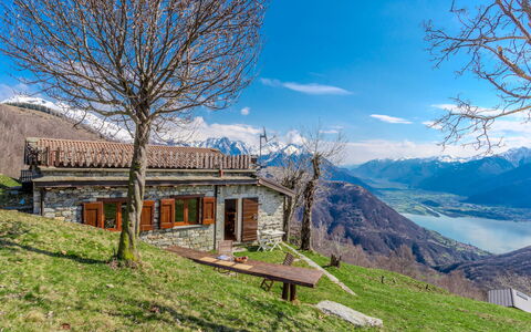 Baita Santina: Apartment, Condominium, Winter, Mountain Village, Snow