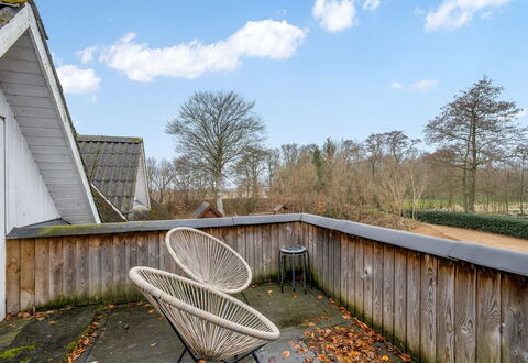 Blaguna - 9Km to the Fjord: Wood, Hardwood, Plank, Backyard, Natural Material, Garden, Wood Stain, Yard, Landscaping, Plywood