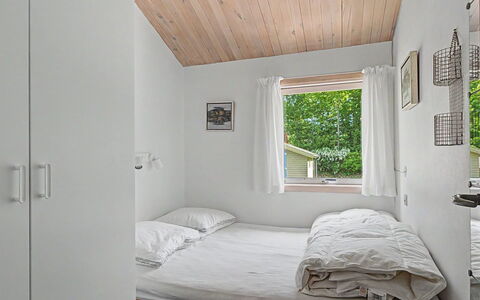 Pascal - 175M from the Sea: Bedroom, Wall, Bed, Wood, Interior Design, Ceiling, Furniture, Bed Sheet, Floor, Bedding