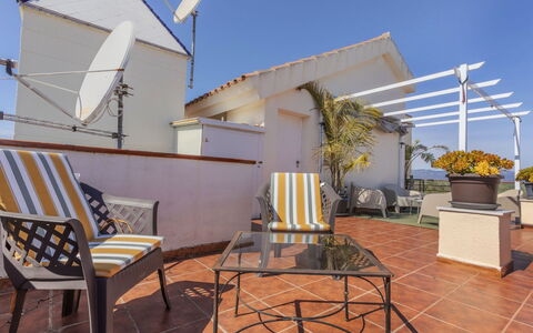 Coco Golf: Swimming Pool, Apartment, Resort, Balcony, Condominium, Shade, Eco Hotel, Hotel, Resort Town