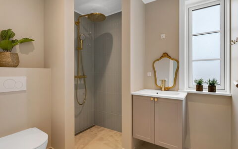 Delan - 650M from the Sea: Wall, Flooring, Plumbing Fixture, Interior Design, Floor, Bathroom, Plumbing, Toilet, Bathroom Cabinet, Door
