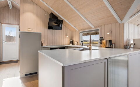 Caranus - 120M from the Sea: Wood, Ceiling, Kitchen, Interior Design, Flooring, Countertop, Home, Kitchen Appliance, Plumbing Fixture, Major Appliance