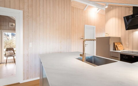 Caranus - 120M from the Sea: Flooring, Wood, Floor, Interior Design, Wood Flooring, Ceiling, Countertop, Hardwood, Plank, Kitchen
