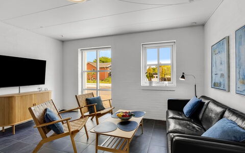 Alwina - 900M from the Sea: Wall, Flooring, Interior Design, Floor, Furniture, Wood, Ceiling, Wood Flooring, Living Room, Lighting