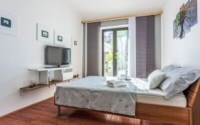 Accommodation:&nbsp;Deleut 151.3