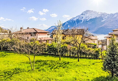 Casa Aldes: Mountainous Landforms, Mountain, Hill, Mountain Range, Landscape, Hill Station, Rural Area, Land Lot, Meadow, Valley