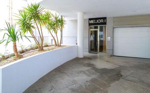 Melior 1: Resort, Swimming Pool, Hotel, Resort Town, Seaside Resort, Hacienda, Thermae, Tropics, Villa