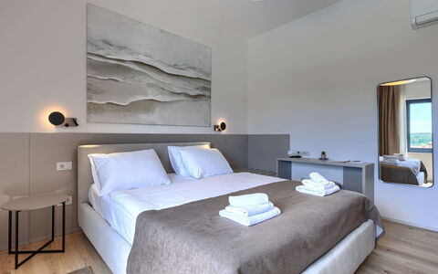 Sola: Interior Design, Flooring, Floor, Furniture, Bedroom, Bed, Ceiling, Home, Throw Pillow, Room