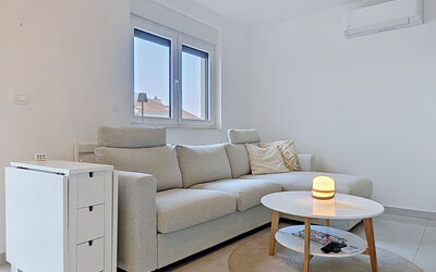 Accommodation:&nbsp;Sunny Terrace 326.1