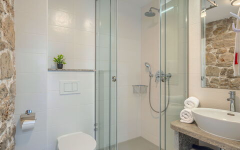 Villa Majestic: Bathroom, Bathroom Sink, Plumbing Fixture, Interior Design, Sink, Flooring, Floor, Tap, Toilet, Mirror