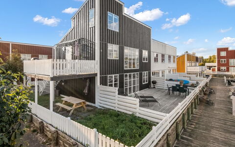 Björk - 10M from the Sea: Wood, Urban Design, Composite Material, Apartment, Siding, Design, Plank, Hardwood, Balcony