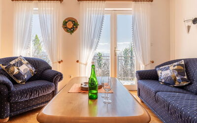 Accommodation:&nbsp;Orbani 325.2