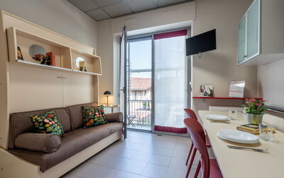 Accommodation:&nbsp;Domus Talenti 46.4