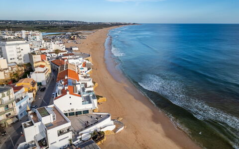 Ninho Do Mar: Facade, Roof, Solar Energy, Shade, Solar Power, Shed, Siding