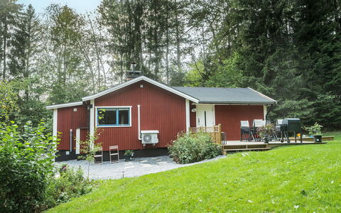Paradislyckan: Facade, Roof, Solar Energy, Shade, Solar Power, Shed, Siding