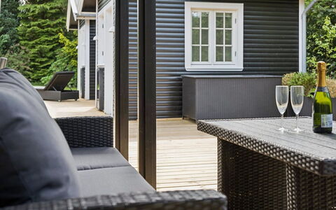 Har - 685M from the Sea: Wood, Porch, Furniture, Outdoor Furniture, Deck, Composite Material, Chair, Hardwood, Shade, Outdoor Table
