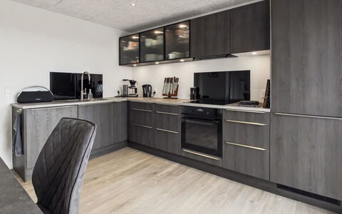 Milan - 20Km from the Sea: Flooring, Wood, Ceiling, Interior Design, Floor, Furniture, Cabinetry, Countertop, Kitchen, Apartment