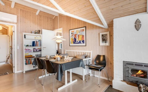 Fritza - 400M from the Sea: 