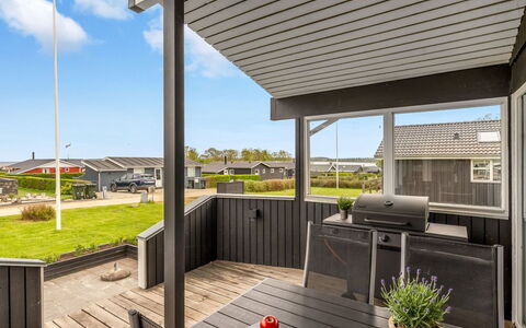 Danail - 250M from the Sea: Roof, House, Home, Cottage, Door, Siding, Deck, Porch, Plank, Hardwood