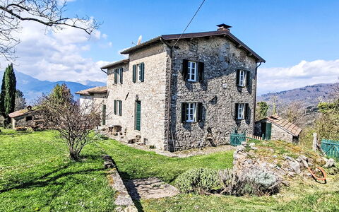 Il Colle di Tiglio: Building, Window, House, Home, Cottage, Rural Area, Roof, Land Lot, Human Settlement