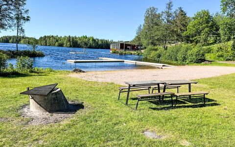 Tallkotten: Tree, Bank, Lake, Park, Reservoir, Dock, Landscaping, Pond