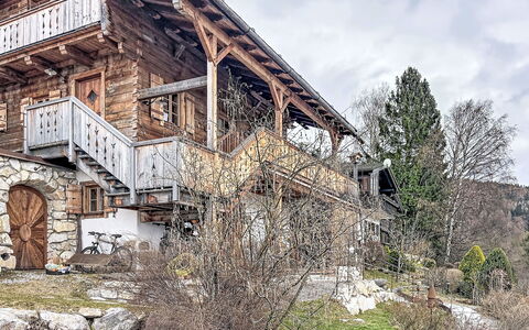 Mirnock-Chalet: Wood, House, Cottage, Home, Architecture, Roof, Door, Porch, Slope, Estate