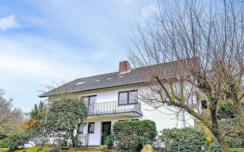 Reitstallweg: Building, Window, House, Residential Area, Shrub, Home, Roof, Cottage, Land Lot, Rural Area