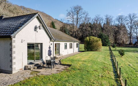 Glenmoriston Estate (2 Cottages): Furniture, Outdoor Furniture, Outdoor Table, Chair, Table, Garden, Backyard, Shade, Patio, Eco Hotel