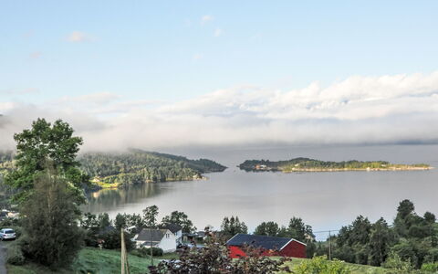 Hagen: Sky, Water, Water Resources, Body Of Water, Nature, Natural Landscape, Cloud, Vegetation, Landscape