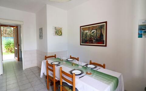 Amanda: Furniture, Table, Flooring, Kitchen & Dining Room Table, Floor, Interior Design, Dining Room, Chair, Tablecloth, Room