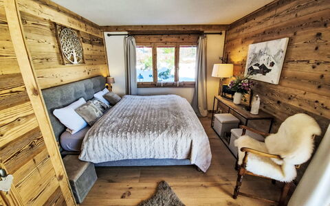 Manila 7: Furniture, Bedroom, Wood, Bed, Interior Design, Bedding, Bed Sheet, Home, Room, Flooring