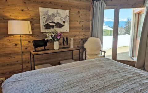 Manila 7: Furniture, Interior Design, Wood, Bedroom, Ceiling, Flooring, Room, Bed, Floor, Linens