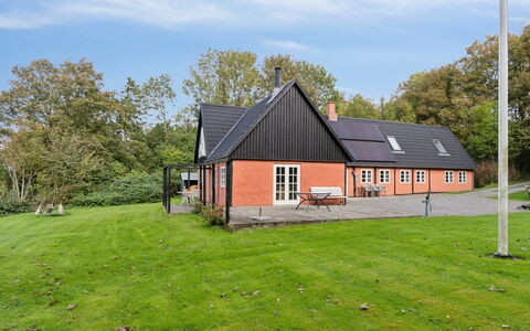 Sigbritt - 3.7Km from the Sea: Grass, Roof, Shrub, House, Cottage, Land Lot, Home, Lawn, Plain, Garden