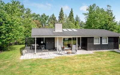 Arild - 700M from the Sea