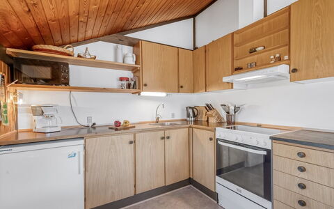 Flory - 400M from the Sea: Kitchen, Wood, Countertop, Ceiling, Interior Design, Cabinetry, Flooring, Major Appliance, Furniture, Floor