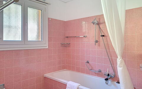 Sailor'S Home: Bathroom, Plumbing Fixture, Flooring, Tap, Bathtub, Interior Design, Plumbing, Floor, Sink, Shower