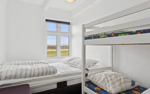 Strandulf - 1Km from the Sea: Bunk Bed, Bedroom, Bed Frame, Bed, Bedding, Dormitory, Hostel, Daylighting, Bed Sheet, Hotel